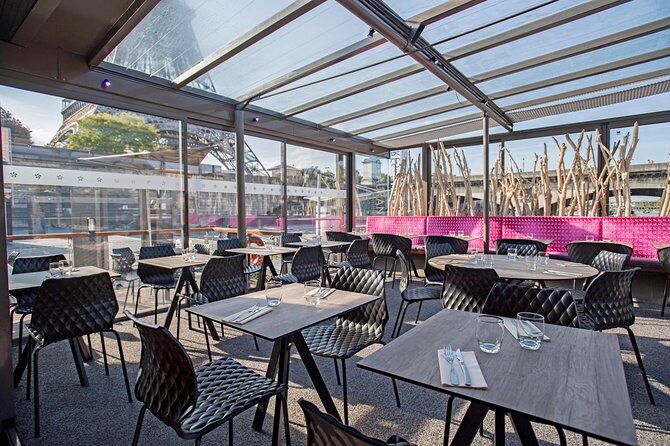 Seine River Sightseeing Cruise and Lunch at Le Bistro Parisien - Le Bistro Parisien: Transparent Quayside Dining and an Eiffel-First Moment